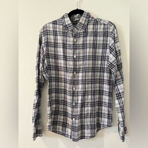 Banana Republic men’s button down shirt